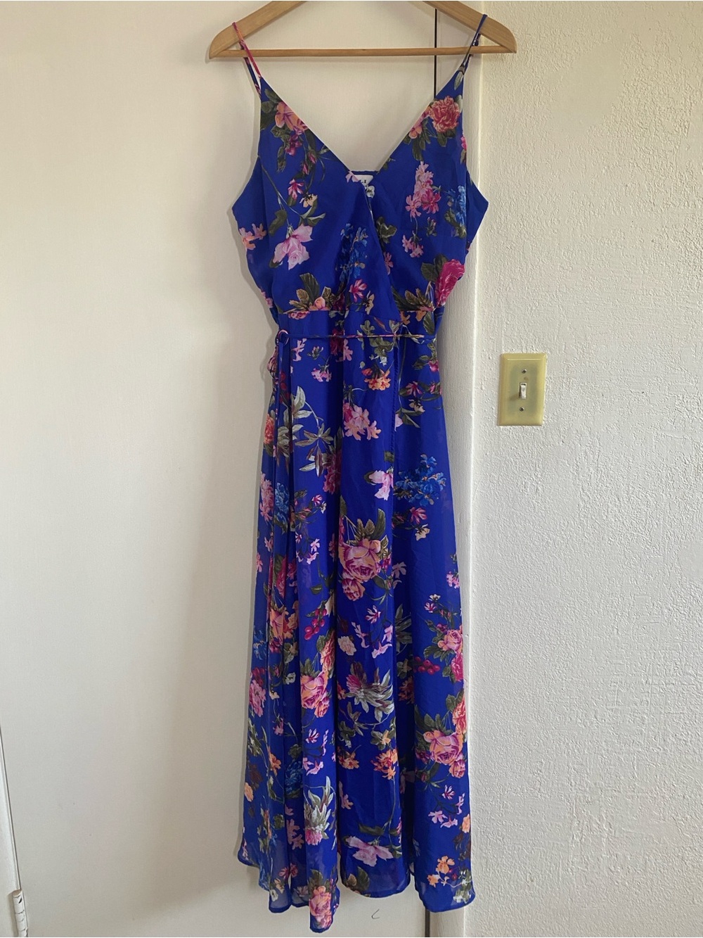 Gilli Blue Floral Wrap Dress Maxi Length Tie Waist Boho Cottagecore L